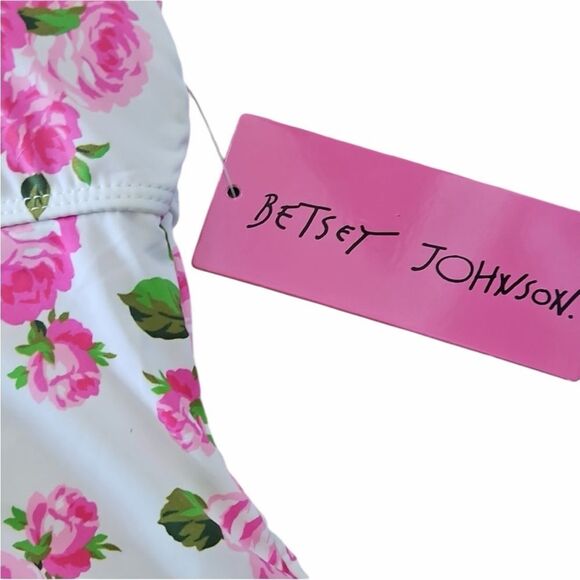 Betsey Johnson Love Always Bandeau One Piece Swimsuit Floral Roses Size M NEW - Picture 8 of 8